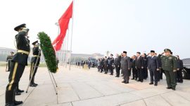 Presiden Prabowo Subianto Lakukan Penghormatan di Monumen Pahlawan Rakyat, Tiongkok