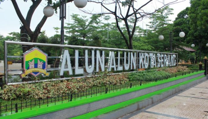 Revitalisasi alun alun Kota Serang