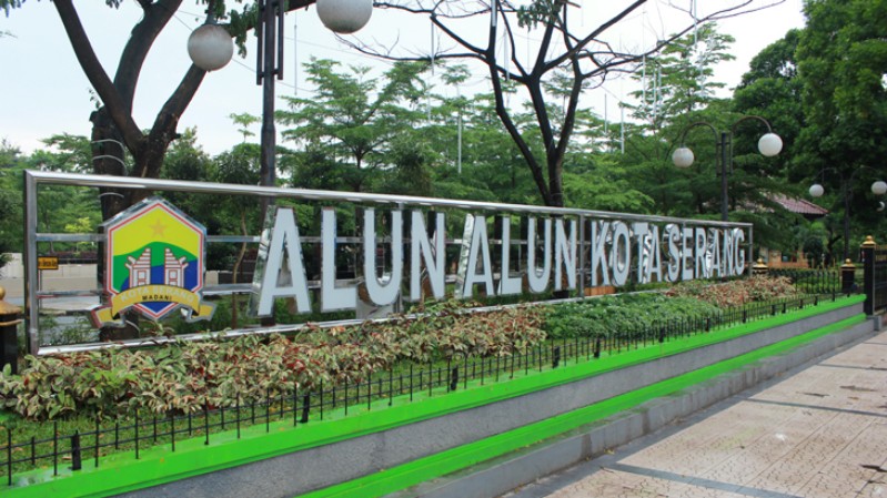 Revitalisasi alun alun Kota Serang 