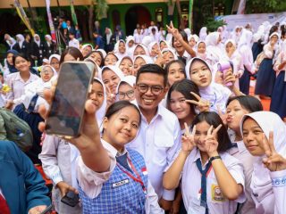 Sekolah Gratis Banten
