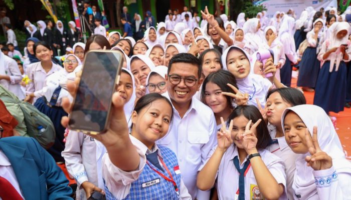 Sekolah Gratis Banten