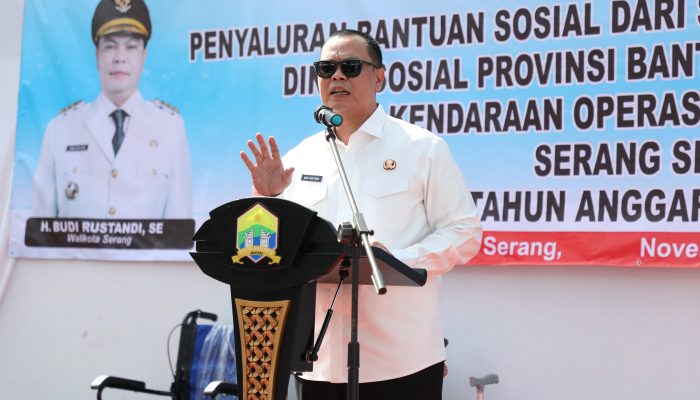 Wali Kota Serang Budi