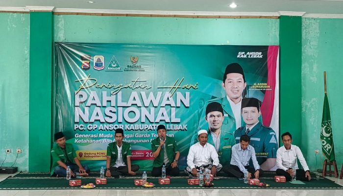 Ketua PC GP Ansor Lebak bersama tokoh NU dan pemerintah daerah saat membuka Dialog Kebangsaan memperingati Hari Pahlawan 2025 di Gedung PCNU Lebak.