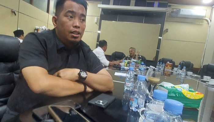 Anggota DPRD Kabupaten Serang, Fraksi Partai Demokrat, Azwar Anas, menilai kondisi pengelolaan sampah saat ini tidak bisa lagi dipertahankan