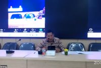 Webinar Series Pendidikan Pemilih Berkelanjutan yang digelar KPU Kabupaten Serang secara daring membahas urgensi literasi politik bagi generasi pemilih muda, Jumat, 19 Desember 2025