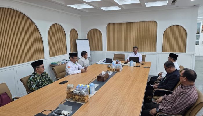 Forum Rektor PTKIN menggelar audiensi strategis dengan Dirjen Pendidikan Islam Kemenag Amin Suyitno di Jakarta guna menyatukan arah kebijakan pendidikan Islam nasional, Selasa, 23 Desember 2025