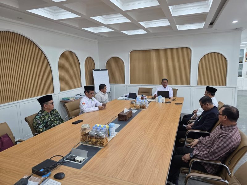 Forum Rektor PTKIN menggelar audiensi strategis dengan Dirjen Pendidikan Islam Kemenag Amin Suyitno di Jakarta guna menyatukan arah kebijakan pendidikan Islam nasional, Selasa, 23 Desember 2025