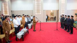 Gubernur Banten Andra Soni melantik pimpinan Baznas Provinsi Banten periode 2025–2030 di Pendopo Gubernur Banten, KP3B, Kota Serang, Senin, 29 Desember 2025