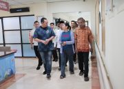 Wali Kota Serang Jenguk Korban Rumah Roboh, Instruksikan Percepatan Renovasi