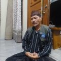 KH Achmad Moenifi, tokoh agama Kecamatan Taktakan, Kota Serang, saat memberikan penjelasan terkait polemik ucapan Selamat Natal di tengah masyarakat majemuk, Selasa 30 Desember 2025