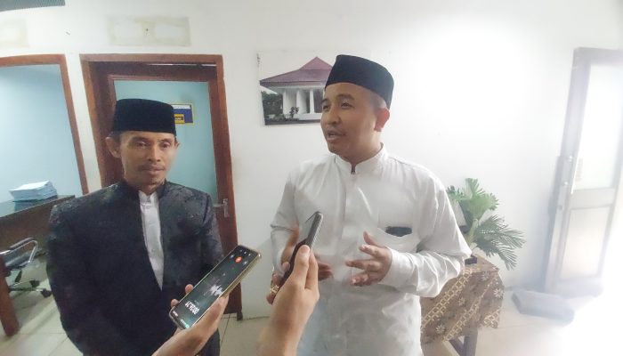 KH Komaruddin usai terpilih secara aklamasi sebagai Ketua FKUB Kabupaten Serang dalam rapat restrukturisasi kepengurusan di Setda Kabupaten Serang, Rabu, 31 Desember 2025