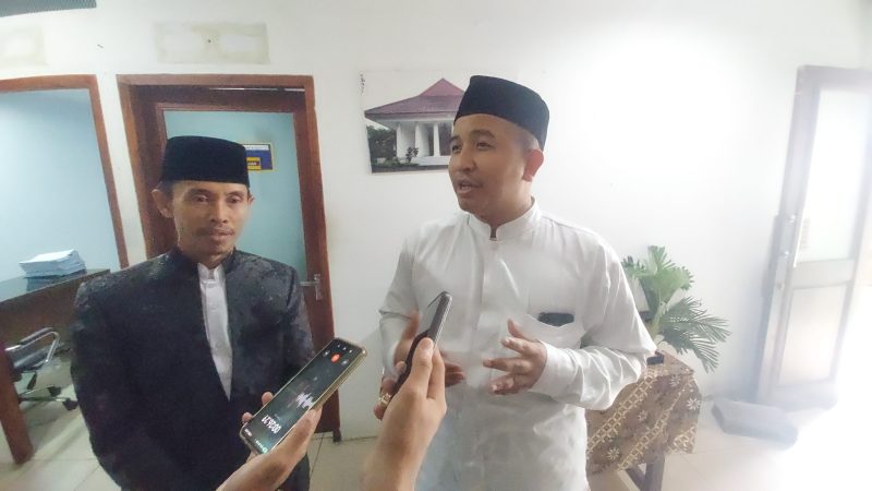 KH Komaruddin usai terpilih secara aklamasi sebagai Ketua FKUB Kabupaten Serang dalam rapat restrukturisasi kepengurusan di Setda Kabupaten Serang, Rabu, 31 Desember 2025