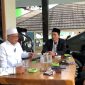 KH Matin Syarkowi, ulama Banten dan A’wan PBNU, memberikan keterangan terkait hasil Musyawarah Kubro Lirboyo melalui Zoom dari Kota Serang, Minggu, 21 Desember 2025