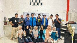 Kader PMII Unpam Serang mengikuti kajian PMII Lokal di Banten di Sekretariat PMII Unpam Serang, Kota Serang, Minggu, 14 Desember 2025