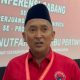 Ketua DPD PDIP Banten Ade Sumardi menerima surat keputusan pengukuhan dari DPP PDIP dalam Konferda dan Konfercab di GSG Hj. Megawati Soekarnoputri, Kota Serang, Jumat, 12 Desember 2025