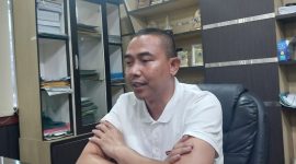 Ketua Komisi 3 DPRD Kabupaten Serang Supiyanto menyampaikan target dan proyeksi Pendapatan Asli Daerah 2026 di Gedung DPRD Kabupaten Serang, Selasa, 16 Desember 2025