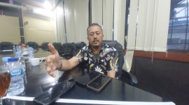 Ketua Komisi IV DPRD Kabupaten Serang, Yadi Mulyadi, saat memimpin rapat monitoring dan evaluasi serapan anggaran bersama OPD mitra menjelang akhir tahun anggaran 2025.