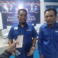 Pelaksana Tugas Ketua DPC Partai Demokrat Kabupaten Serang, Azwar Anas, memberikan arahan saat kegiatan Pendidikan Politik bagi pengurus PAC di Kantor DPC Demokrat Serang, Rabu, 31 Desember 2025