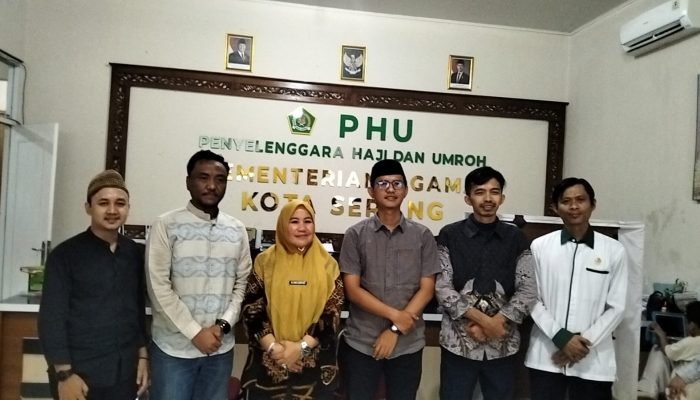 Pengurus ISNU Kota Serang bersama Kepala Kantor Kemenhaj Kota Serang Hj. Umi Sahiyah saat audiensi di Kantor Kemenhaj Kota Serang, Ciwaru, Selasa, 30 Desember 2025