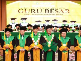 Prosesi pengukuhan lima guru besar UIN Sultan Maulana Hasanuddin Banten dalam Sidang Senat Terbuka di Gedung Rektorat.