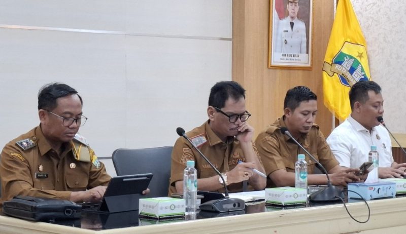 Pasar Rau, Pemkot Serang 