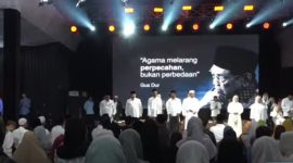 Alissa Wahid menyampaikan pandangan tentang kondisi demokrasi nasional menjelang Haul ke-16 Gus Dur di Ciganjur, Jakarta Selatan, Sabtu, 20 Desember 2025