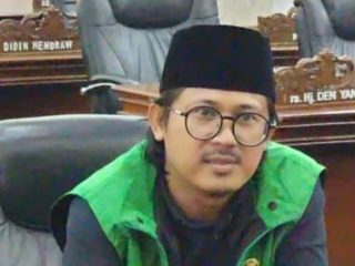 Anggota DPRD Kabupaten Serang dari PPP, Asep Gunawan Kartoba, saat menyampaikan pandangan tentang kebangkitan PPP menjelang Harlah ke-53 partai berlambang Ka’bah