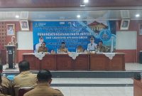 Bupati Serang Ratu Rachmatuzakiyah menyerahkan Dokumen Pelaksanaan Anggaran (DPA) SKPD Tahun Anggaran 2026 di Aula TB Suandi, Sekretariat Daerah Kabupaten Serang, Selasa, 13 Januari 2026