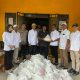 Ketua Fraksi Gerindra DPRD Kabupaten Serang Ahmad Muhibbin bersama Wakil Ketua DPRD Haji Maksum saat meninjau lokasi banjir di Desa Songgom Jaya, Kecamatan Cikande