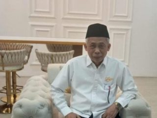 Kepala Kanwil Kemenag Provinsi Banten Dr. H. Amrullah menerima jajaran pimpinan UIN SMH Banten dalam pertemuan silaturrahim di Kantor Kanwil Kemenag Banten.