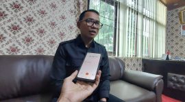 Ketua Fraksi Partai Gerindra DPRD Kabupaten Serang Ahmad Muhibbin saat memberikan keterangan terkait wacana pemilihan kepala daerah melalui DPRD.
