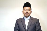 Ketua JKSN Banten KH Muhamad Robi Ulfi Zaini Thohir saat menyampaikan pernyataan dukungan terhadap KH Asep Saefudin Chalim jelang Muktamar NU ke-35, Rabu, 7 Januari 2026