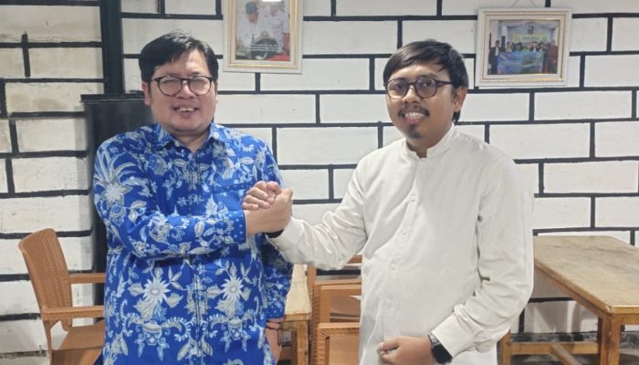 Kiki Fauzi saat menerima mandat sebagai Caretaker Ketua KNPI Provinsi Banten dalam agenda resmi DPP KNPI di Jakarta, 6 Januari 2026.