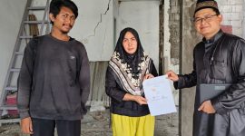 LBH PKC PMII Banten mendampingi korban saat melaporkan dugaan penipuan proyek renovasi ruko ke Polres Serang, Banten.