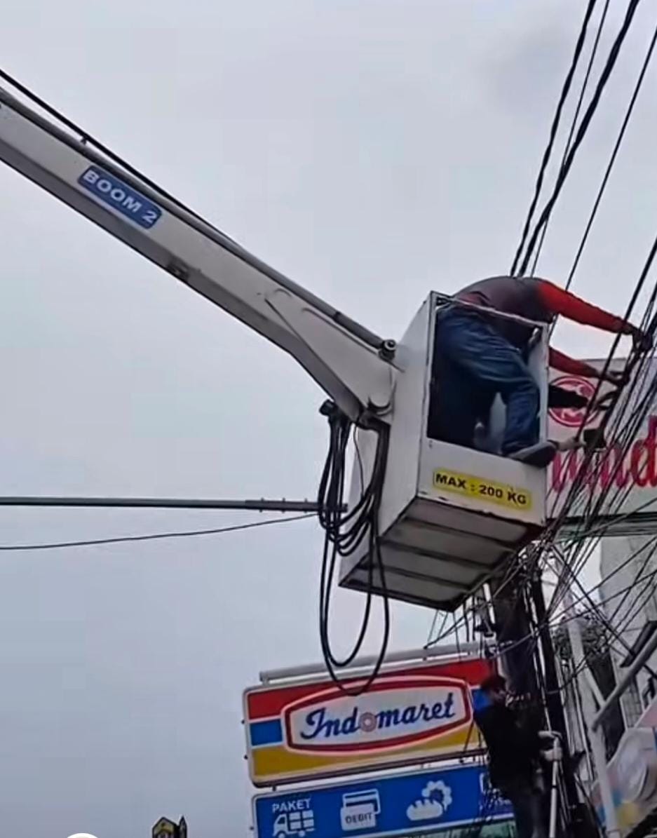 Penataan Kabel Royal Baroe