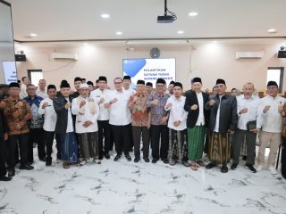 Wali Kota Serang Budi Rustandi Lantik Satgas Serang Mengaji