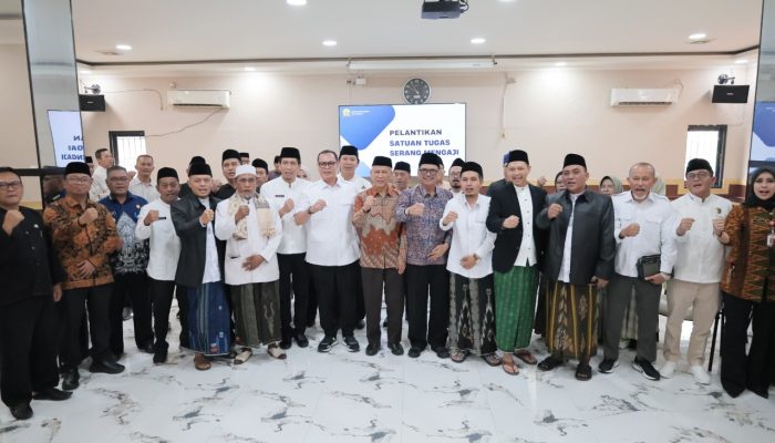 Wali Kota Serang Budi Rustandi Lantik Satgas Serang Mengaji