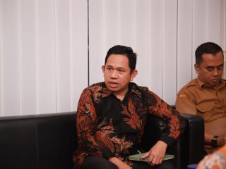 Jajaran pimpinan UIN SMH Banten saat audiensi dengan Kepala Dindikbud Provinsi Banten membahas peningkatan minat kuliah siswa dan sosialisasi PMB 2026