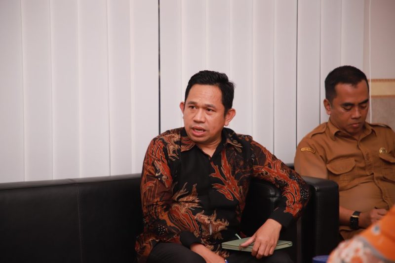 Jajaran pimpinan UIN SMH Banten saat audiensi dengan Kepala Dindikbud Provinsi Banten membahas peningkatan minat kuliah siswa dan sosialisasi PMB 2026