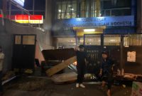 Kondisi sejumlah fasilitas di Sekretariat Pusat PB PMII yang rusak usai aksi perusakan pada 10 Februari 2026 malam.
