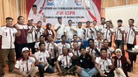 Pengurus dan perwakilan anggota KSPN Nikomas Gemilang mengikuti pelatihan peningkatan sumber daya manusia di Vila Wima Musro, Anyer