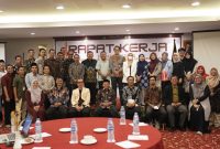 Wakil Rektor II UIN Sultan Maulana Hasanuddin Banten, Ali Muhtarom, menyampaikan sambutan pada Rapat Kerja Fakultas Dakwah di Grand Serpong Hotel, Tangerang.