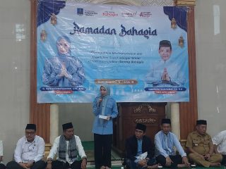 Penutup Safari Ramadan Berujung Haru, Bupati Serang Ratu Zakiyah Turun Langsung Bagikan Bantuan dan Santunan Rp40 Juta