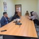 Buruh bersama kuasa hukum menjalani mediasi di Kantor Disnaker Kabupaten Serang terkait dugaan PHK usai protes THR.