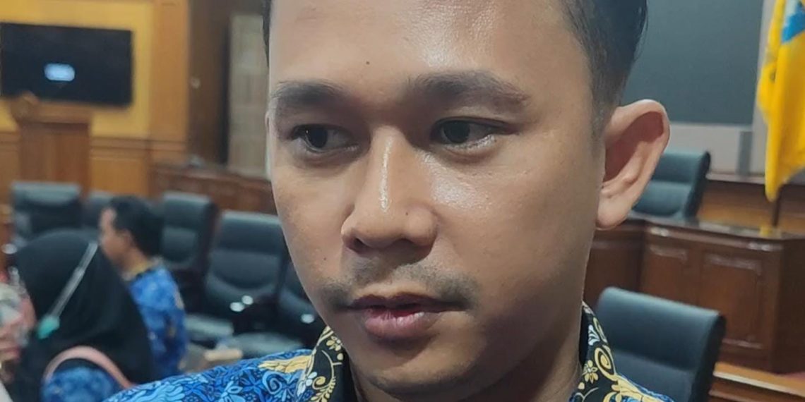 Ketua Forum Honorer PPPK Paruh Waktu Tenaga Pendidik dan Kependidikan Kabupaten Serang, Diki Tridistiawan