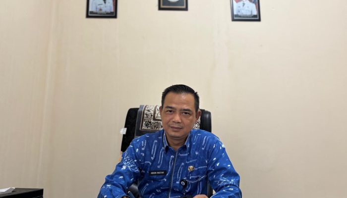 Kepala Bidang Pembinaan Sekolah Dasar Dinas Pendidikan dan Kebudayaan Kabupaten Serang, Abidin Nasyar, mengatakan langkah tersebut merupakan bentuk nyata komitmen pemerintah daerah terhadap kesejahteraan tenaga pendidik.