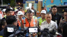 Menteri Perhubungan meninjau langsung aktivitas penyeberangan di Pelabuhan Ciwandan untuk memastikan kelancaran arus mudik Lebaran 2026.