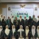Munawaroh bersama peserta Konfercab IX IPPNU Kabupaten Serang usai terpilih sebagai ketua baru periode 2026–2028 di Aula Kemenag Serang.