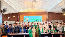 Pengurus Cabang Nahdlatul Ulama (PCNU) Kota Serang saat memberikan pernyataan terkait pentingnya menjaga persatuan menjelang Muktamar NU ke-35.