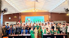 Pengurus Cabang Nahdlatul Ulama (PCNU) Kota Serang saat memberikan pernyataan terkait pentingnya menjaga persatuan menjelang Muktamar NU ke-35.